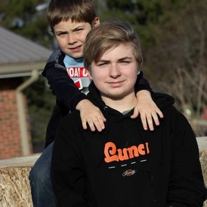 Meet your Posher, Travis